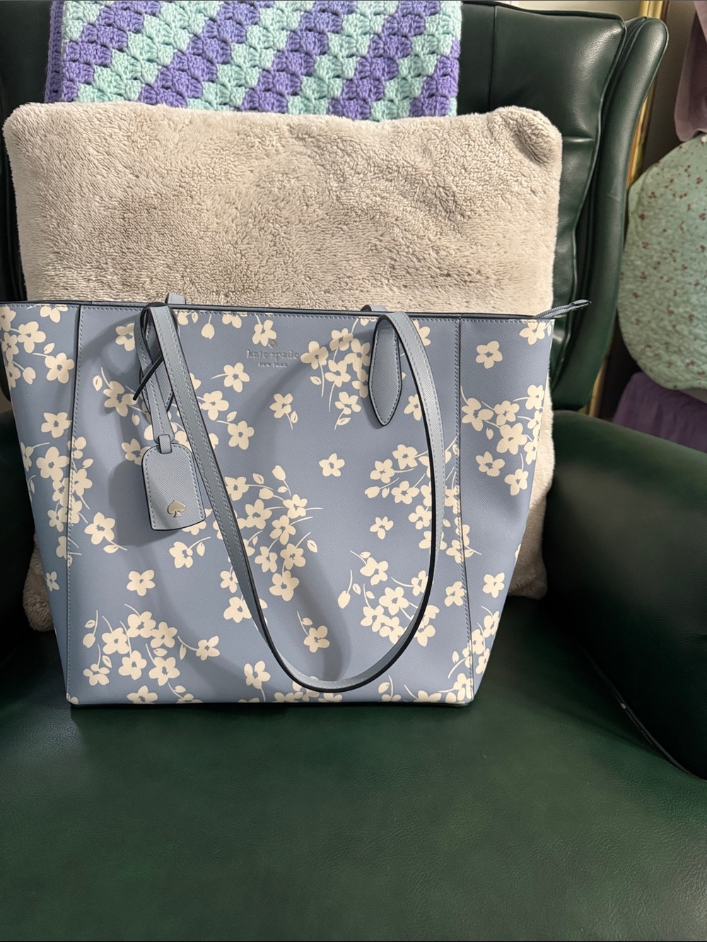 kate spade Blue Floral Tote Bag with matching wallet - Picture 2 of 6